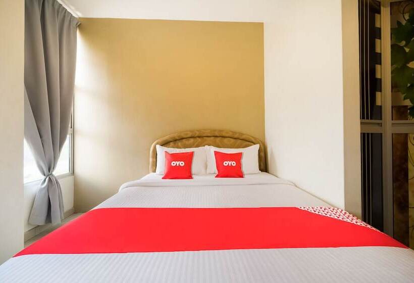 Отель Oyo 44053 El Zahra Moda Alor Setar
