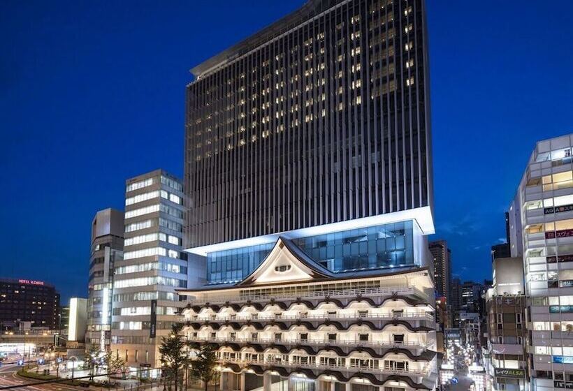 בית מלון כפרי Royal Classic Osaka