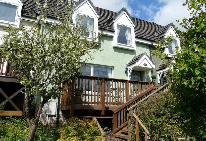 14 Tweed Cottage