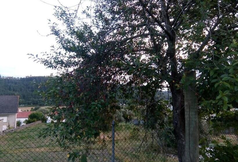 Comfortable Apartment With Mountain View 90 M² Fireplace