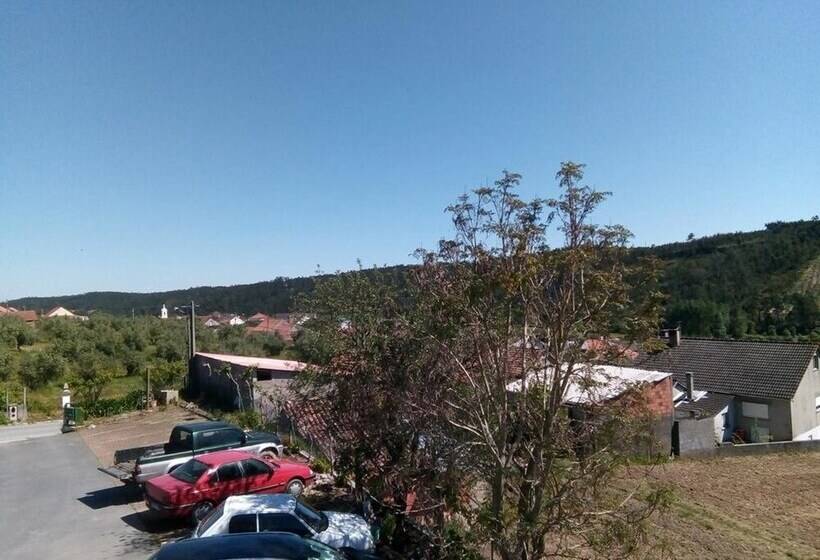 Comfortable Apartment With Mountain View 90 M² Fireplace