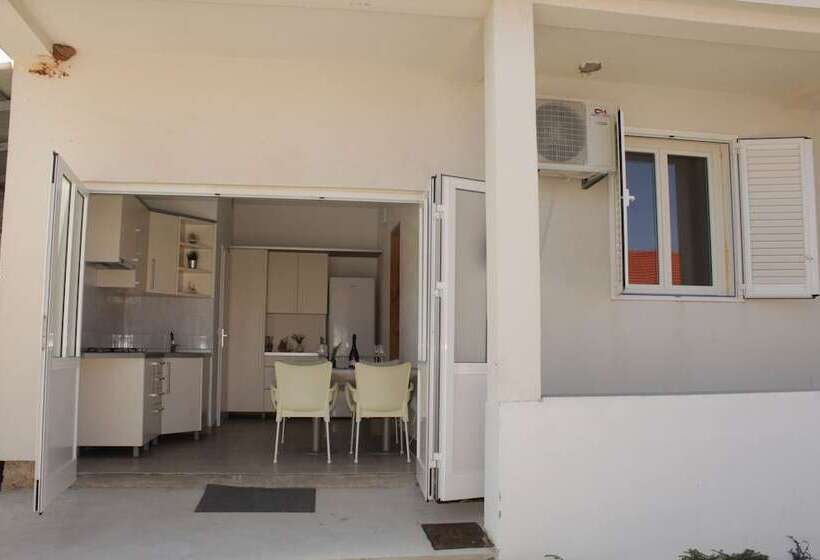 Beach Apartment Don Filippe