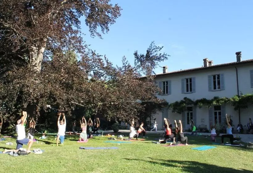 Aamiaismajoitus (B&B) Dandelion Como Suites & Park