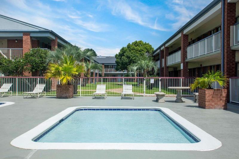 ホテル Days Inn By Wyndham Mobile I65