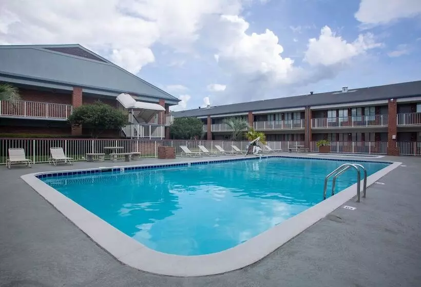 ホテル Days Inn By Wyndham Mobile I65