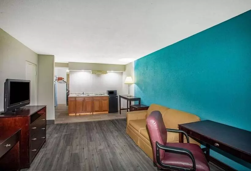 ホテル Days Inn By Wyndham Mobile I65