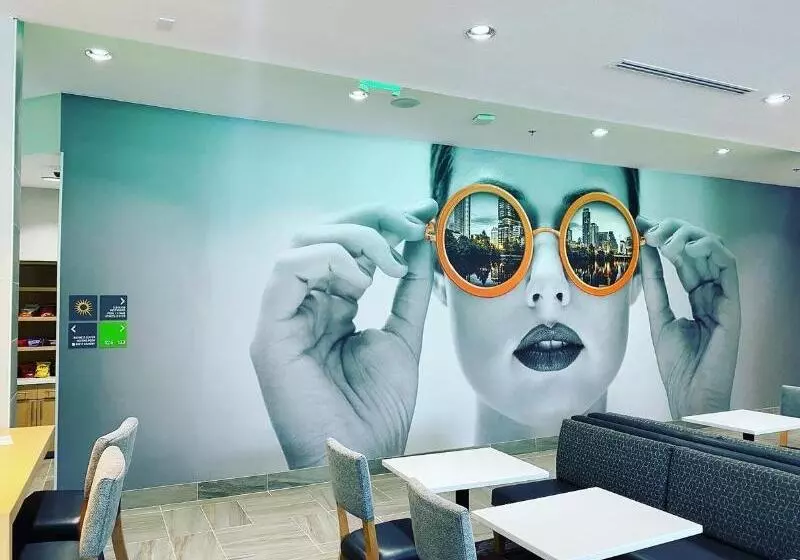 Hotelli La Quinta Inn & Suites By Wyndham Lakeway