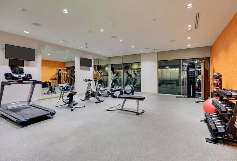 Hotelli La Quinta Inn & Suites By Wyndham Lakeway