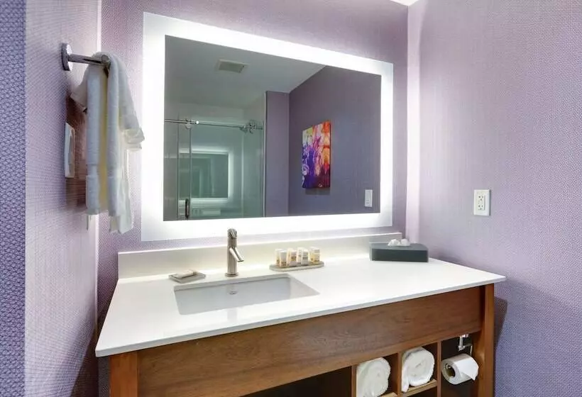 Hotelli La Quinta Inn & Suites By Wyndham Lakeway