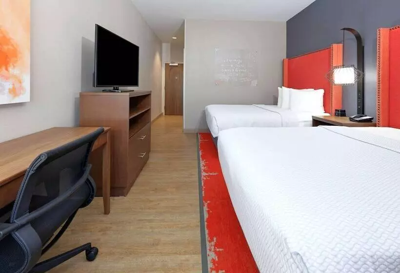 Hotelli La Quinta Inn & Suites By Wyndham Lakeway