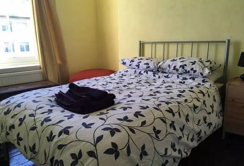 St Nicholas Street Apartment