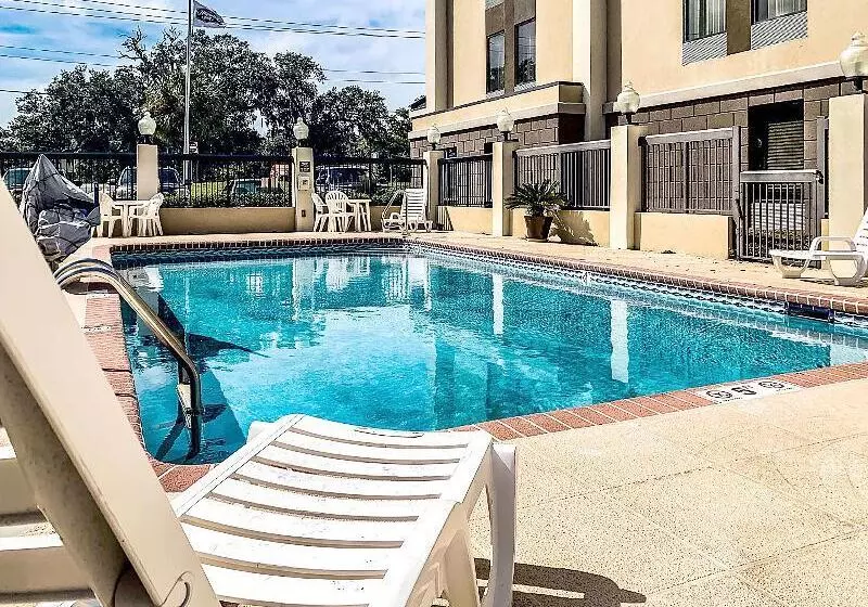 فندق Comfort Inn Darien   North Brunswick