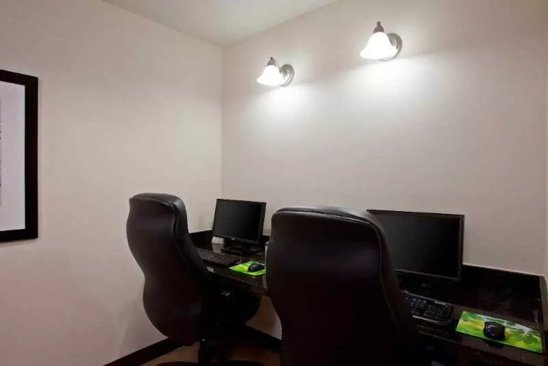 Отель Country Inn & Suites By Radisson, Flagstaff, Az