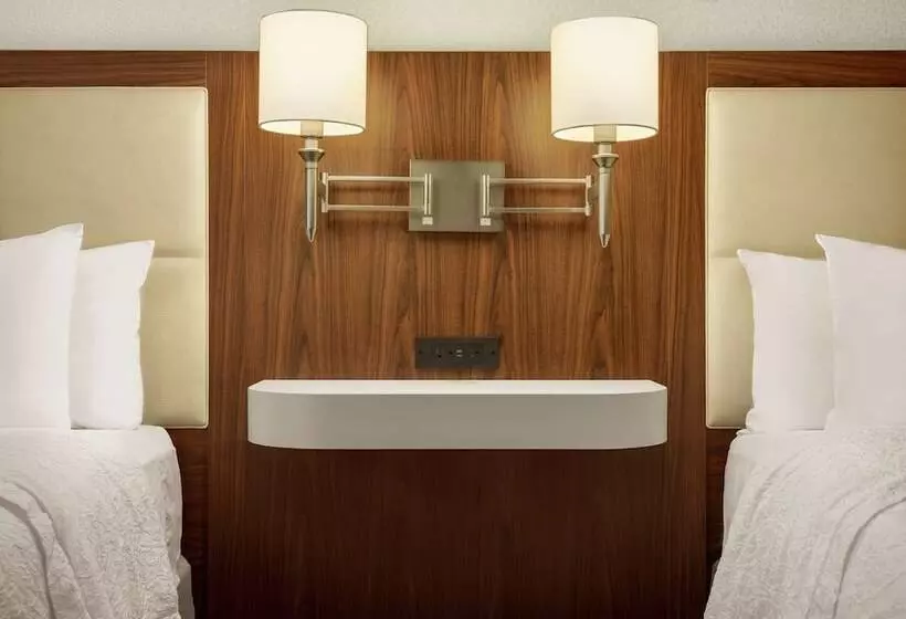 호텔 Hampton Inn Akronfairlawn