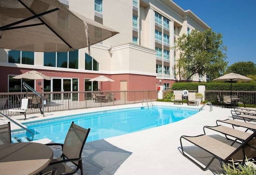 Отель Hampton Inn & Suites Charlotte/pineville