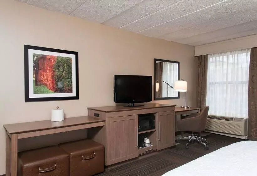 فندق Hampton Inn Columbus/taylorsville/edinburgh