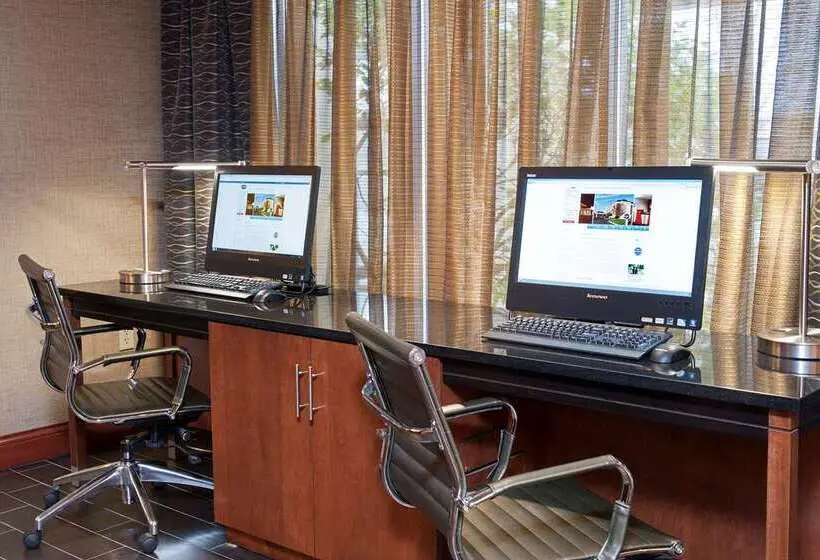 ホテル Hampton Inn Columbus/taylorsville/edinburgh