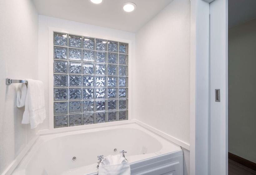 Отель Hampton Inn Frostburg