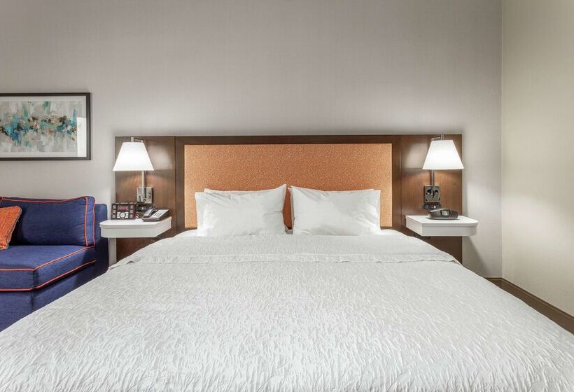 Отель Hampton Inn Jefferson City At Capital Mall