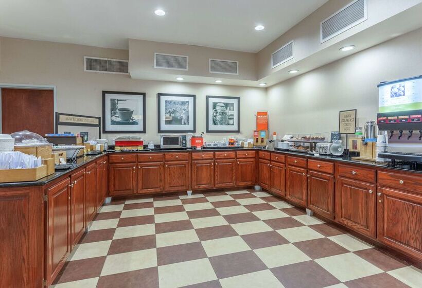 Отель Hampton Inn Jefferson City At Capital Mall