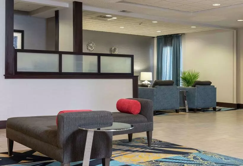 호텔 Hampton Inn Kent/akron Area