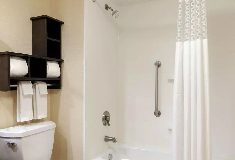 호텔 Hampton Inn Kent/akron Area