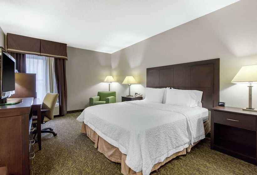 בית מלון כפרי Hampton Inn Mebane