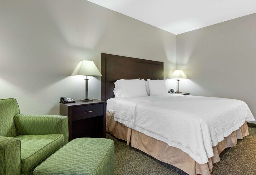 בית מלון כפרי Hampton Inn Mebane