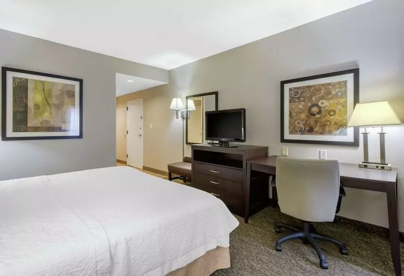 酒店 Hampton Inn Mebane