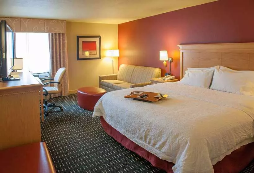 فندق Hampton Inn Pensacola Airport