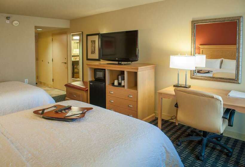 ホテル Hampton Inn Pensacola Airport