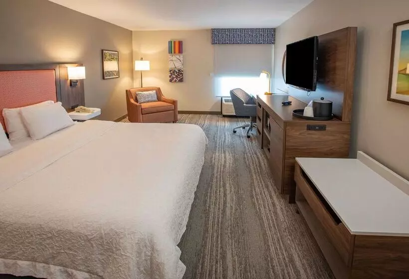 فندق Hampton Inn Pensacola Airport