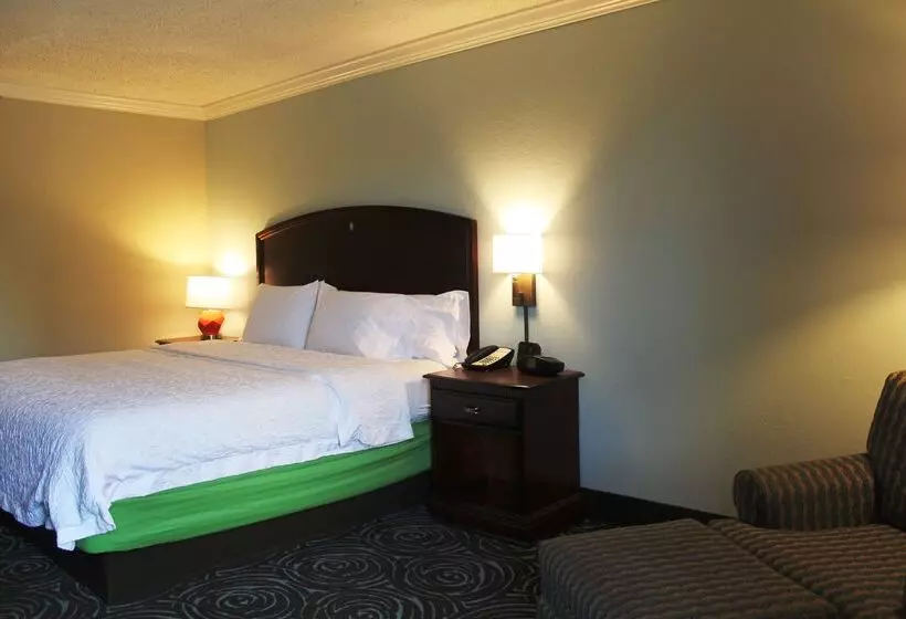 בית מלון כפרי Hampton Inn Perry