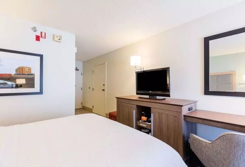 ホテル Hampton Inn Rochester South