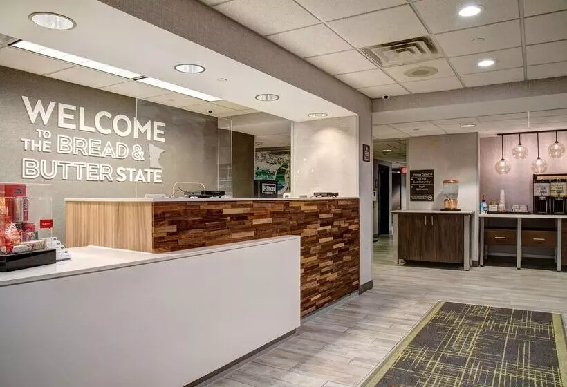 ホテル Hampton Inn Rochester South