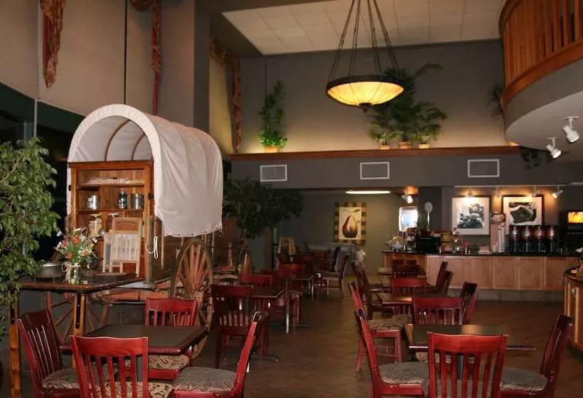 ホテル Hampton Inn & Suites Flagstaff