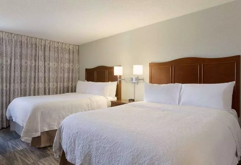 فندق Hampton Inn Zanesville