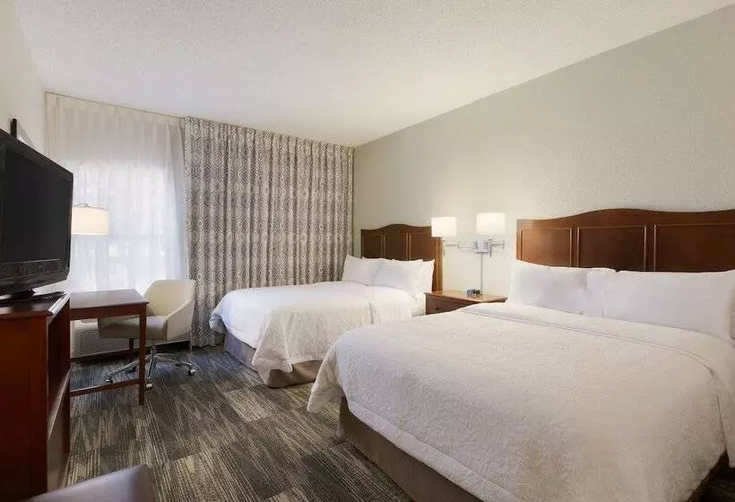 فندق Hampton Inn Zanesville