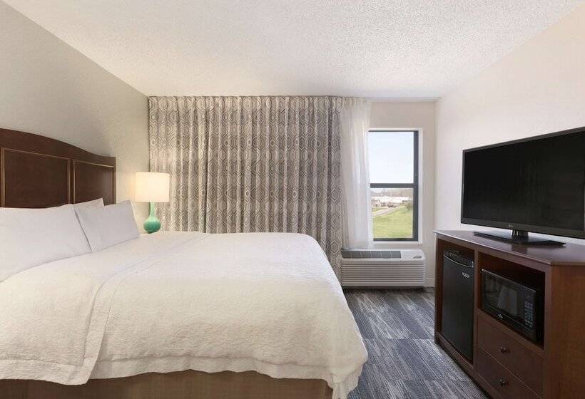 Отель Hampton Inn Zanesville