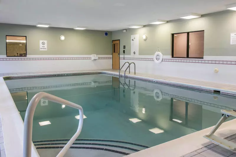 בית מלון כפרי Holiday Inn Express Fremont, An Ihg