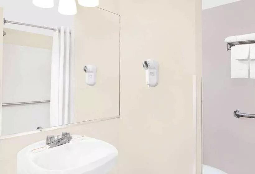 汽车旅馆  Super 8 By Wyndham Morton Grove/chicago