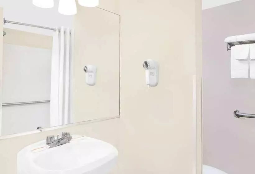 汽车旅馆  Super 8 By Wyndham Morton Grove/chicago