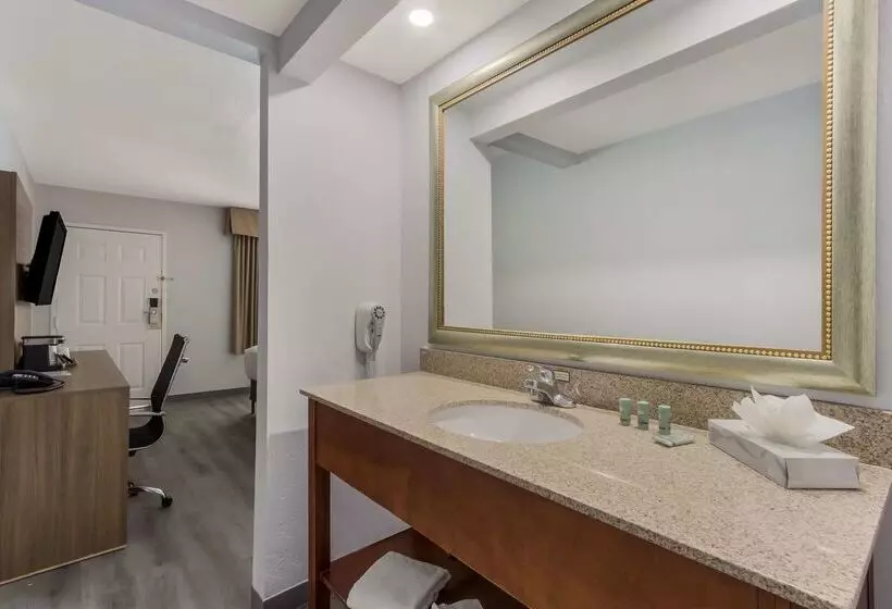 Surestay Plus Hotel By Best Western Tempe University