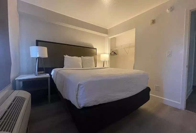 Surestay Plus Hotel By Best Western Tempe University
