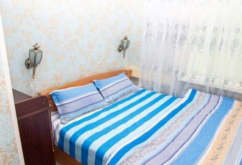 Apartment On Svetlanskaya St. 23