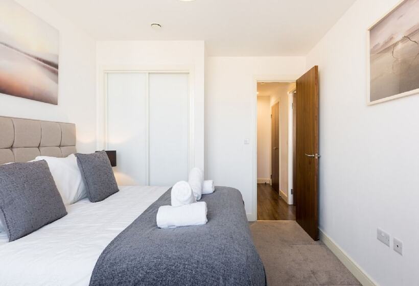 Kcs Luxury Apartment   Broad Street Birmingham