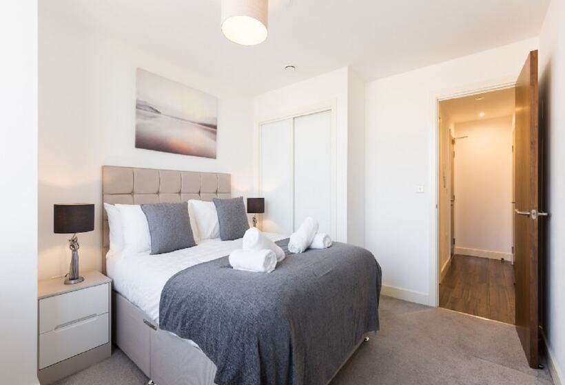 Kcs Luxury Apartment   Broad Street Birmingham