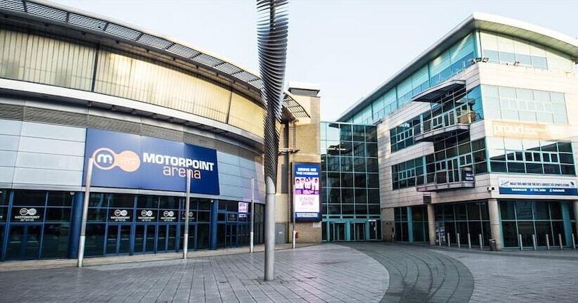 Marco Island   2 Bedroom Spacious City Centre Apartment