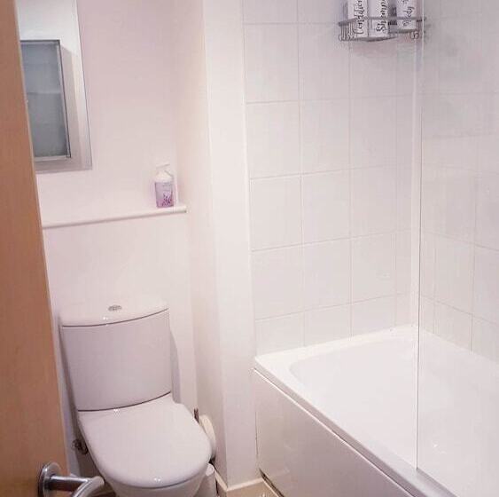 Marco Island   2 Bedroom Spacious City Centre Apartment