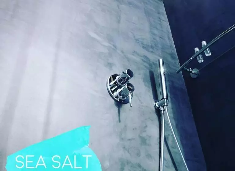 B&b Sea Salt